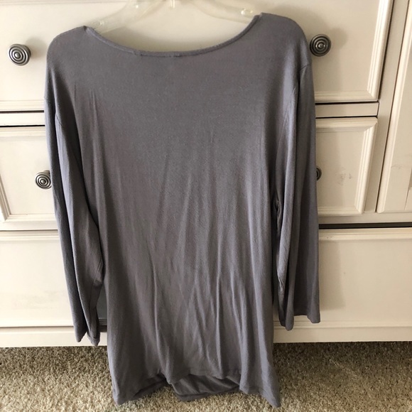 Banana Republic Drapey grey top XL - Picture 2 of 3